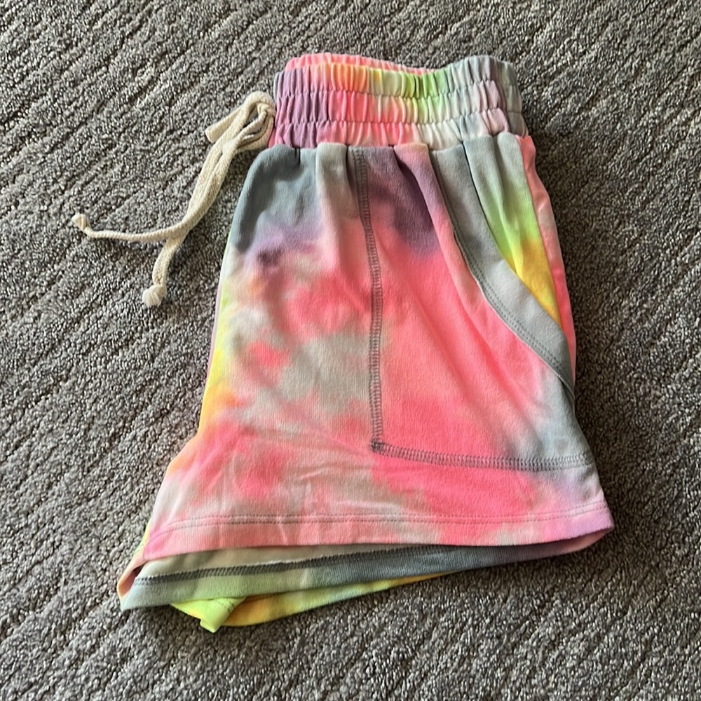 Impressions Size Medium Tie Dye Tie Waist Stretch Athleisure Lounge Shorts - Picture 4 of 4